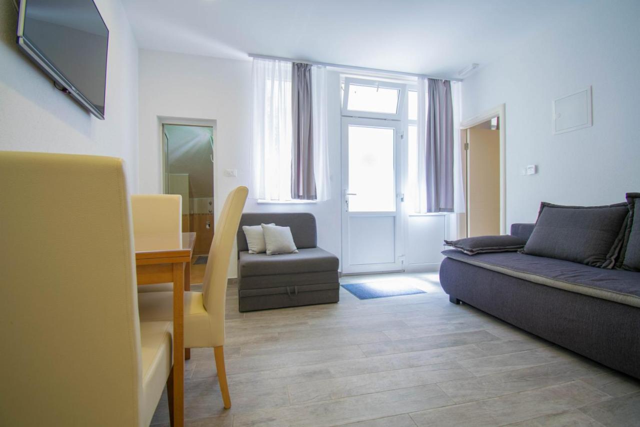 Villa Kameni Dvori Baška Voda Екстериор снимка