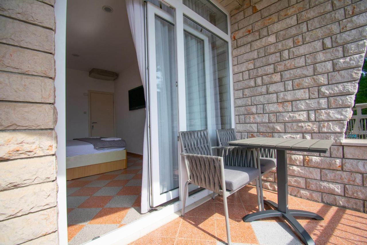 Villa Kameni Dvori Baška Voda Екстериор снимка