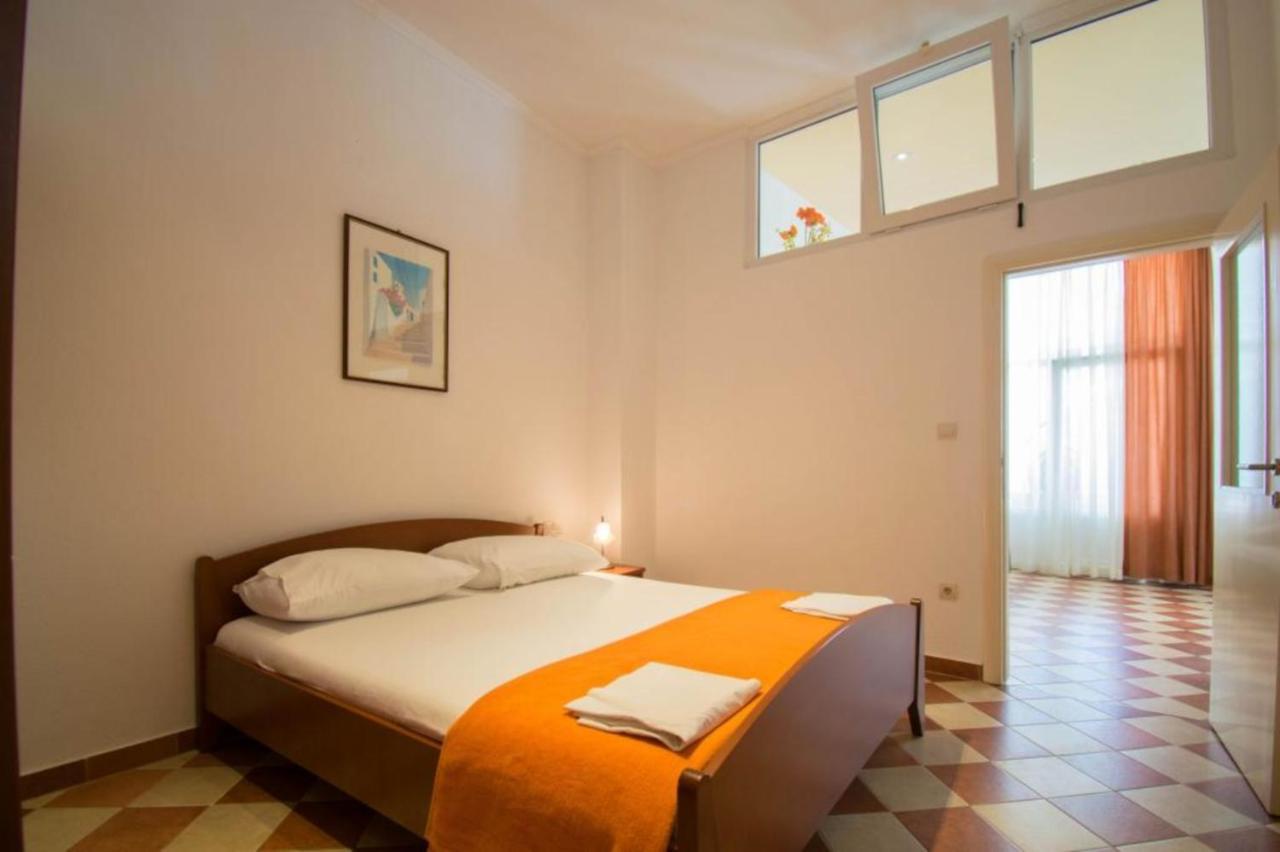 Villa Kameni Dvori Baška Voda Екстериор снимка